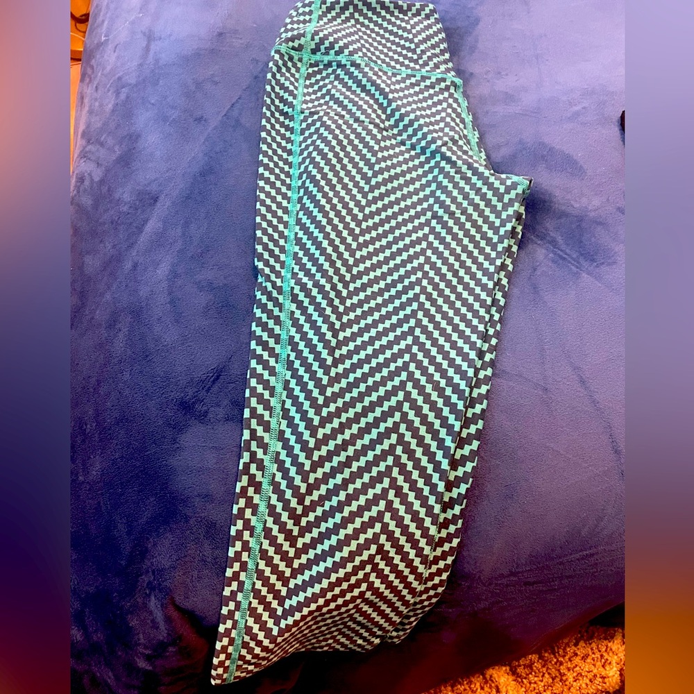 Teal Medium Capri High Waisted Leggings